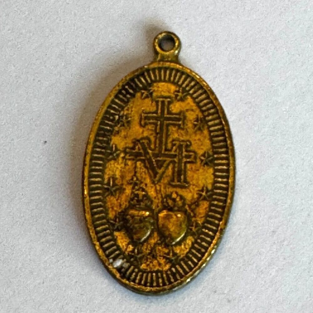 Six beautiful vintage religious medals, medallions, crucifix, Mother Mary - Picture 10 of 12